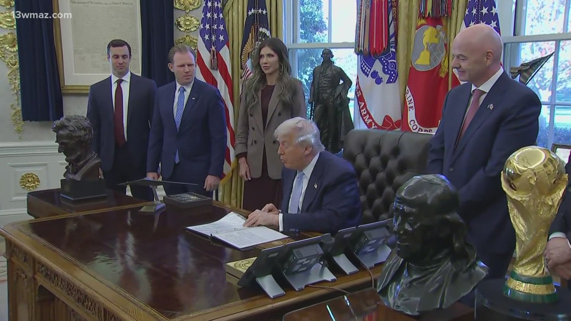 President Trump indicates that he'll sign bill to release Epstein files ...