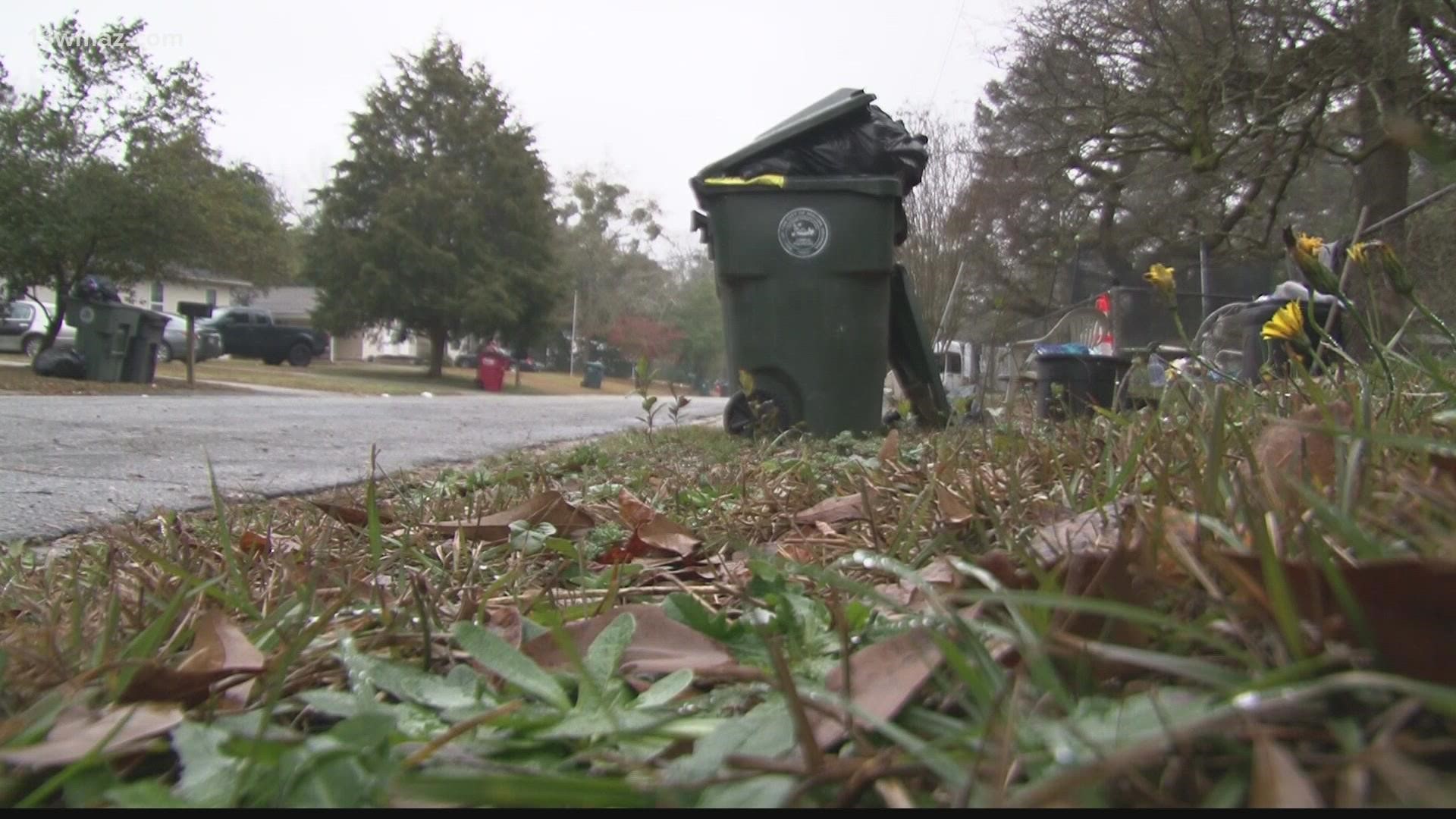 People in several neighborhoods say Advanced Disposal hasn’t picked up their trash in weeks