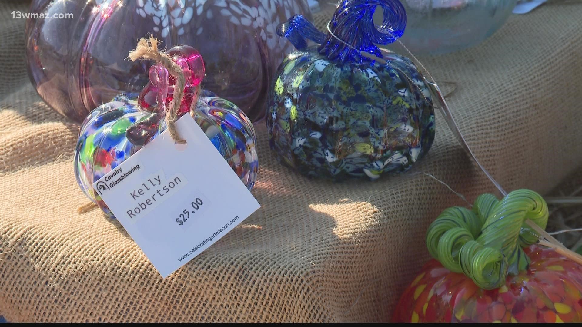 The event features over 1,000 glass pumpkins created by glassblowers from around the southeast.