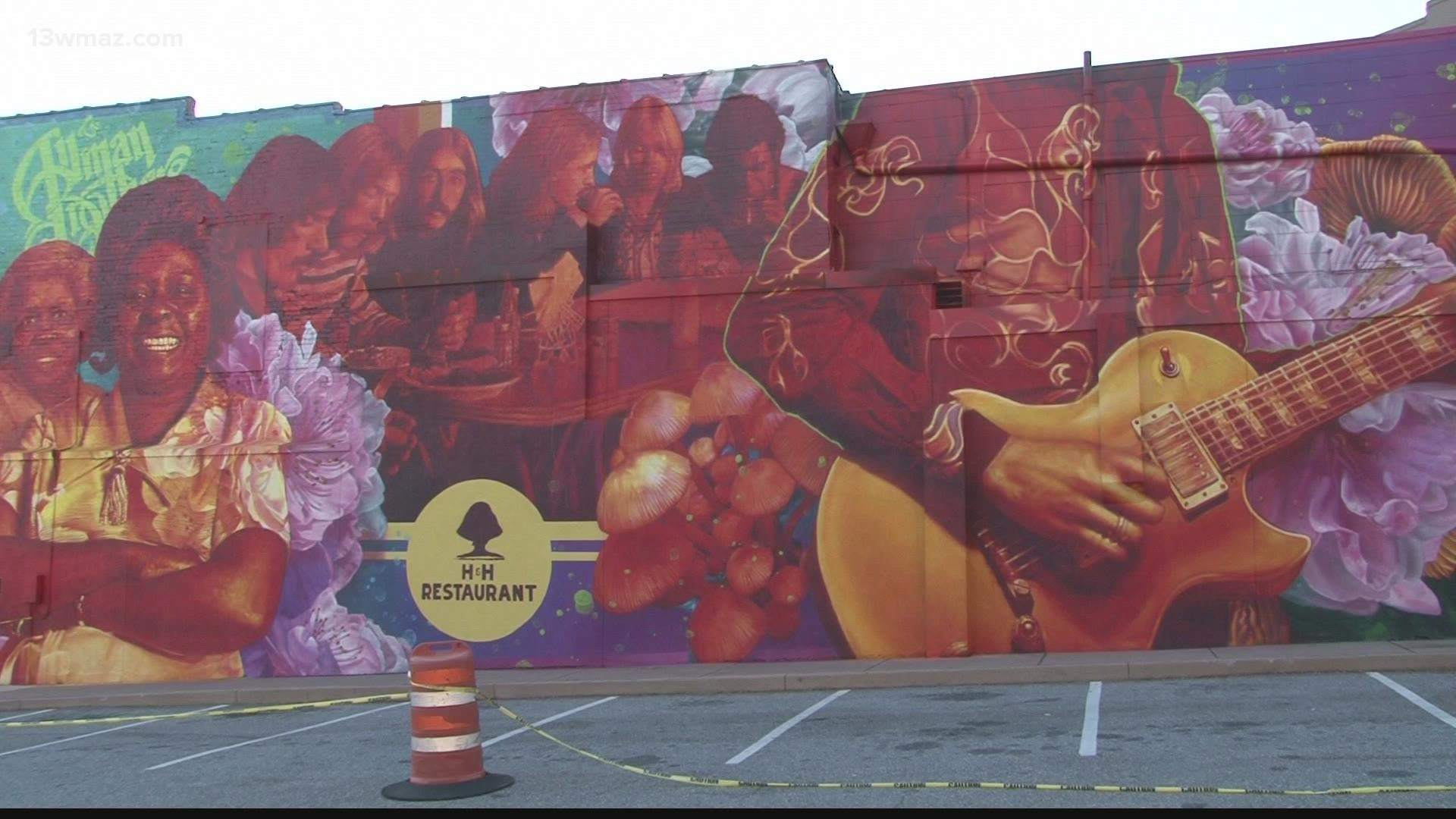 Macon's legendary H&H Restaurant unveiled their new mural in honor of "Mama Louise" Hudson and her late business partner Inez "Mama Hill" on Friday.