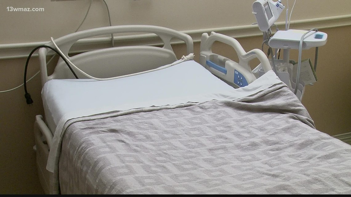 Georgia sees record low COVID-19 cases, hospitalizations