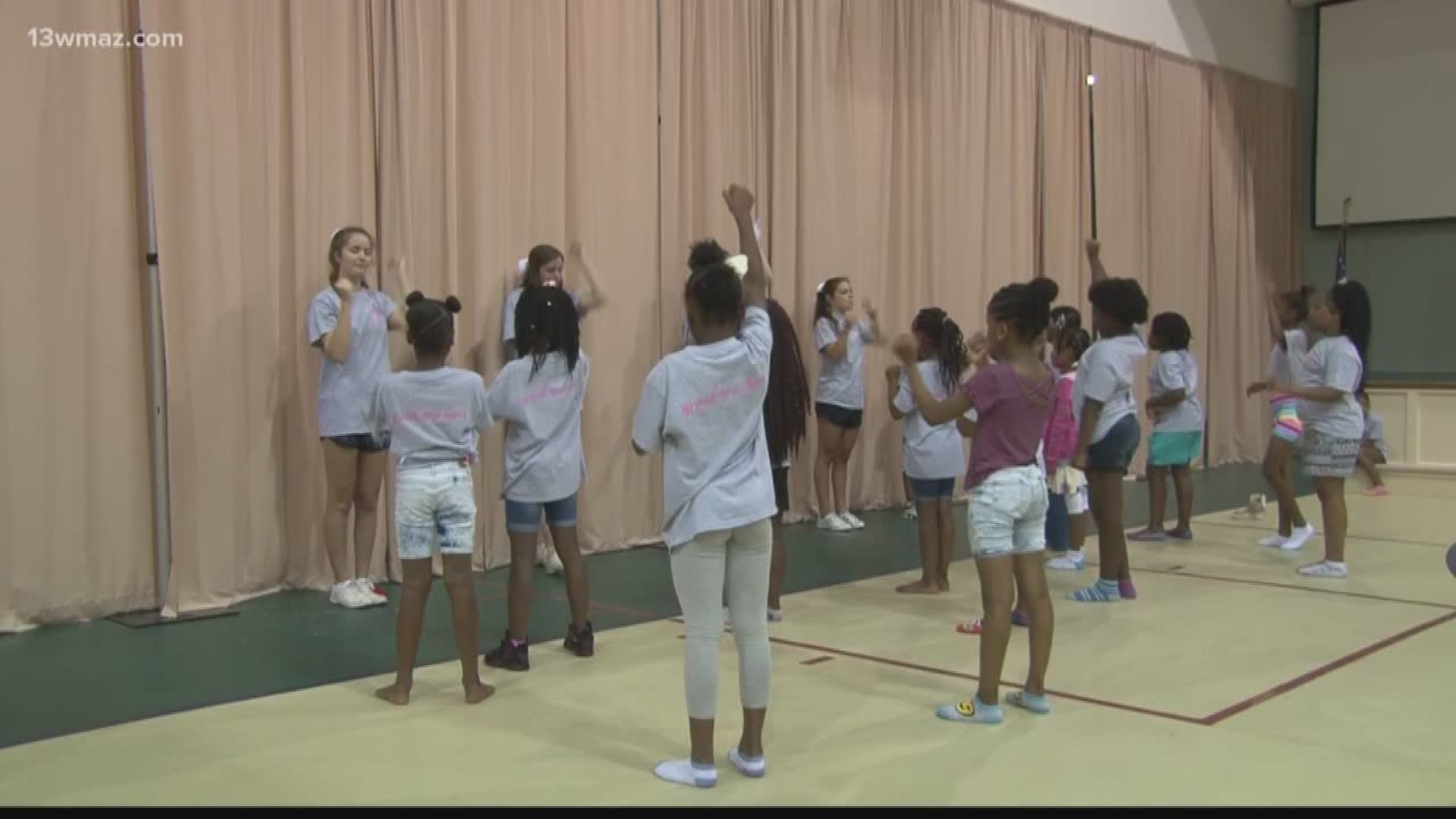 FPD cheerleaders host free camp for kids
