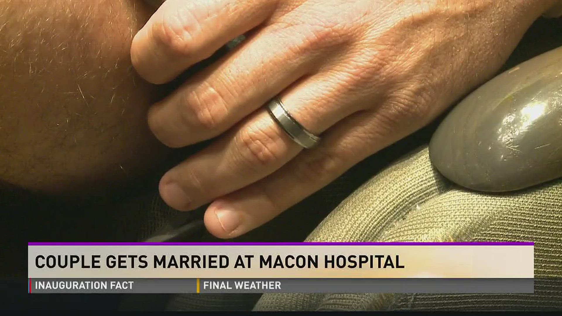 Couple gets married at Macon hospital