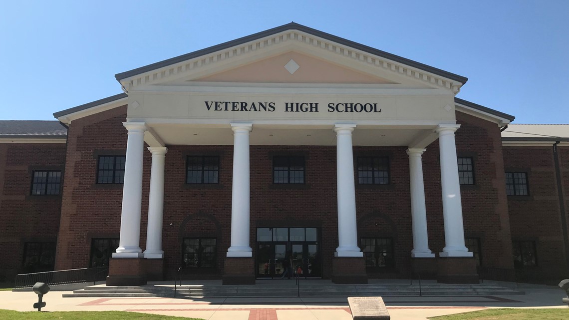 Warner Robins' Veterans High School celebrates 10 years | 13wmaz.com