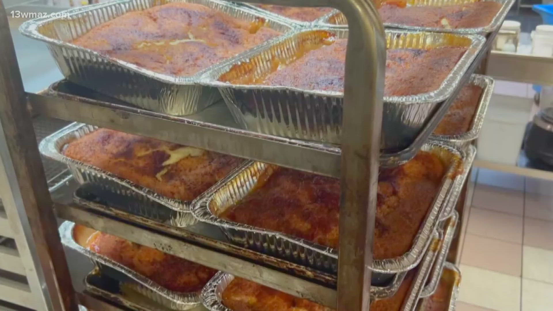 Meteorologist Jordan West goes out to Lane's Southern Orchards to see how they make peach cobbler.