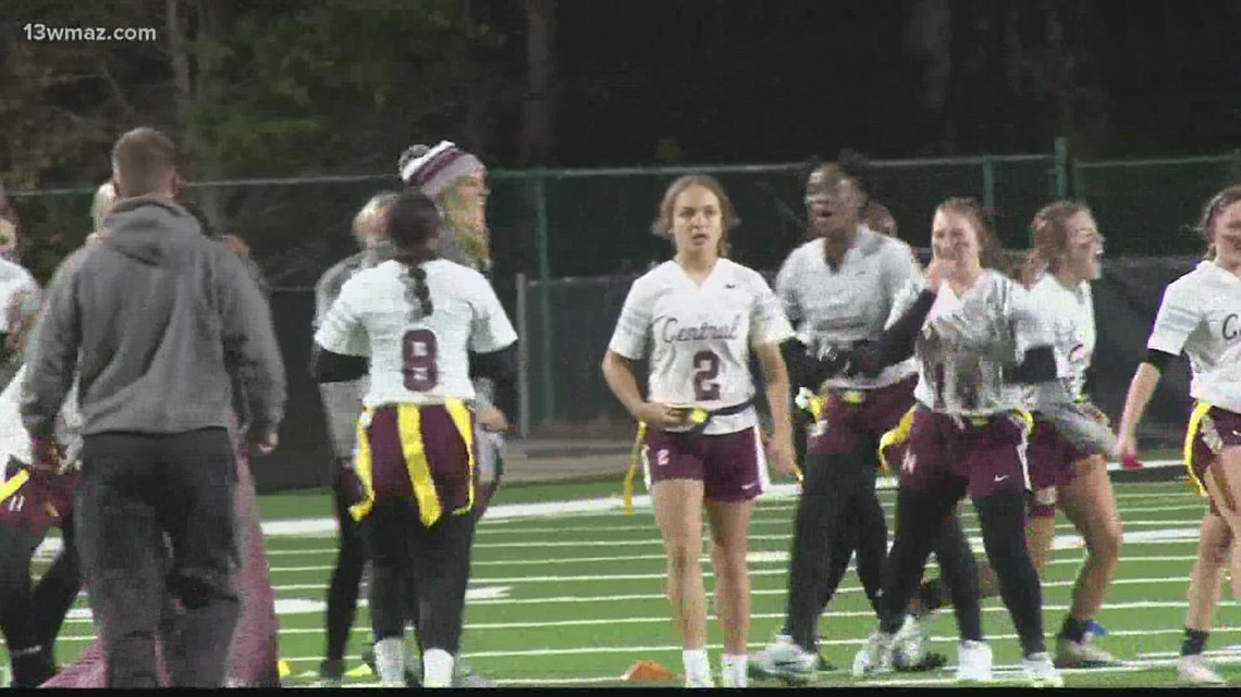Lady Noles battle in state flag football playoffs
