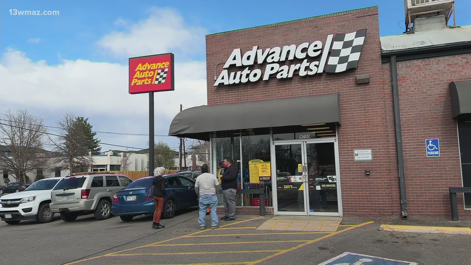 We don't know which Advanced Auto Parts locations are closing due to the news