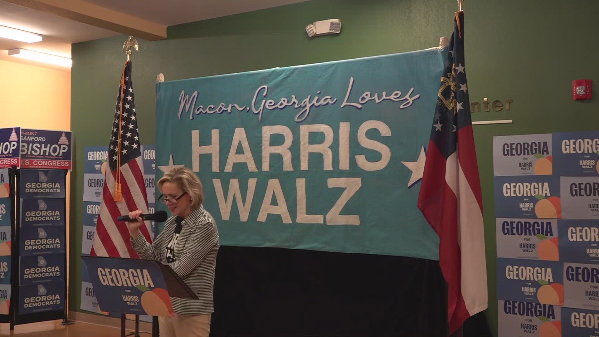 Gov. Walz's wife gave a speech in front of a crowd in Macon, Georgia.