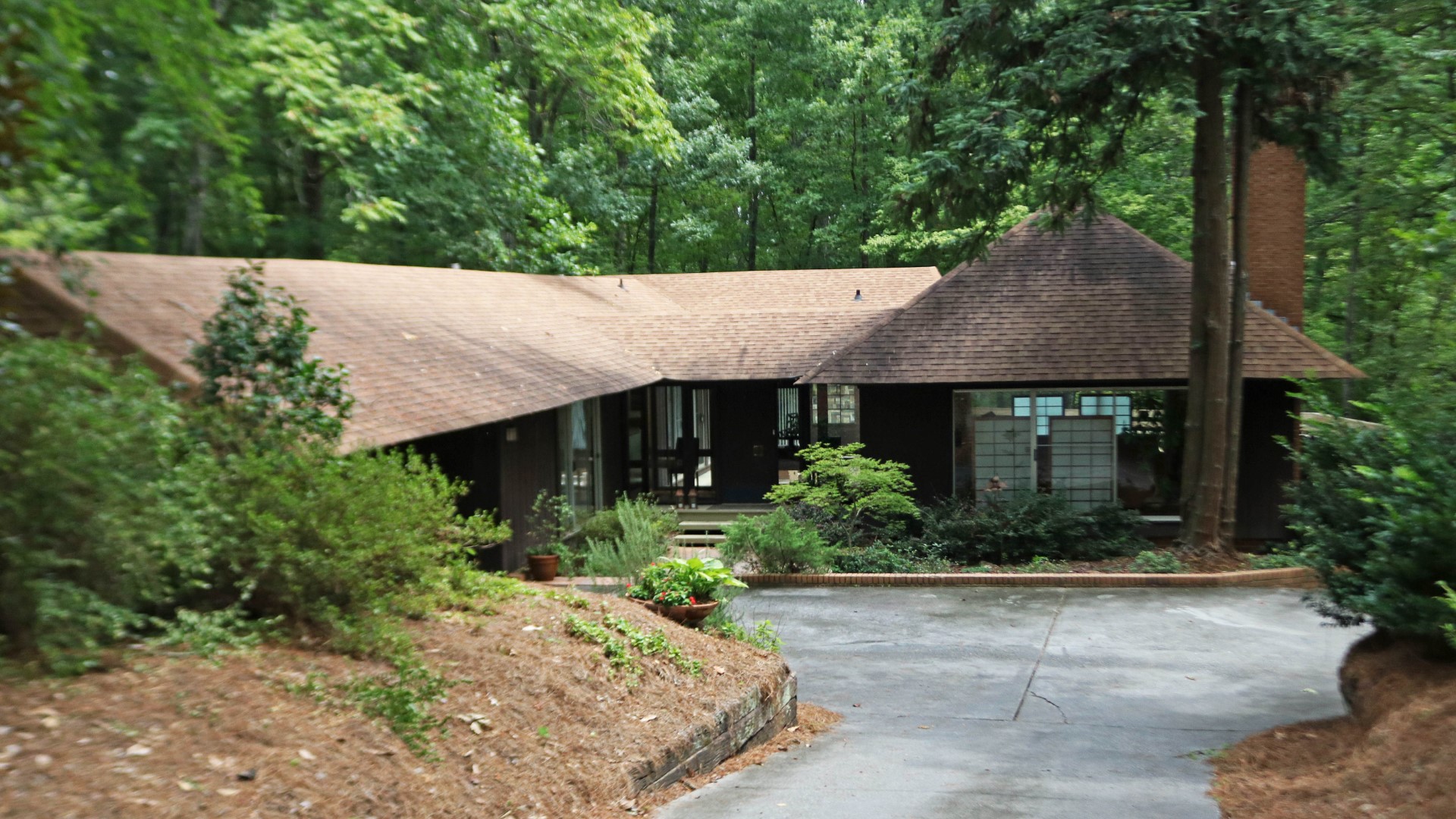 Cher, Gregg Allman home up for sale