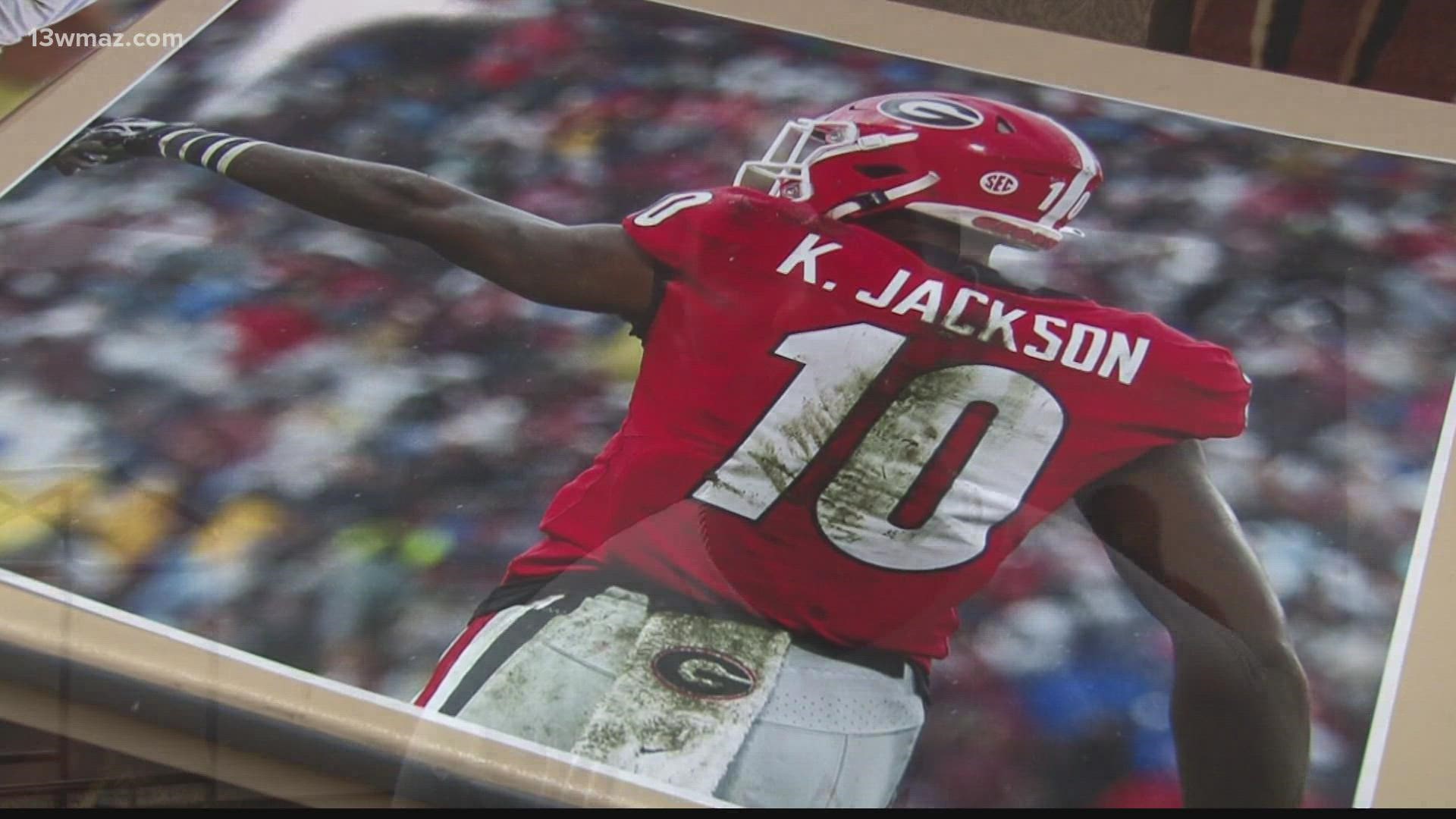 Kearis Jackson is coming off a breakout junior season, hauling in 36 catches for 514 yards, leading the Georgia Bulldogs to a 8-2 record