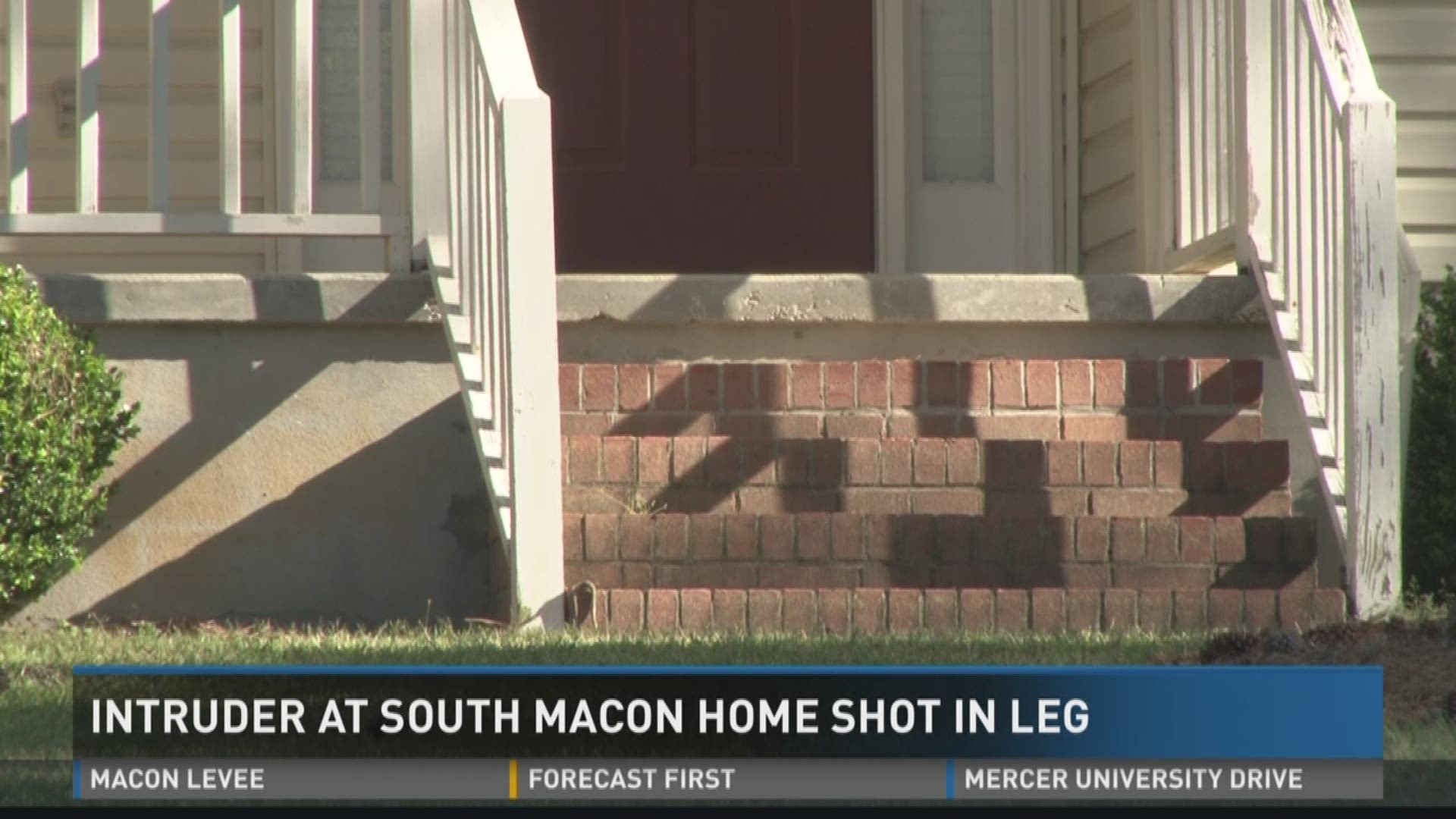 Intruder at south Macon home shot in leg