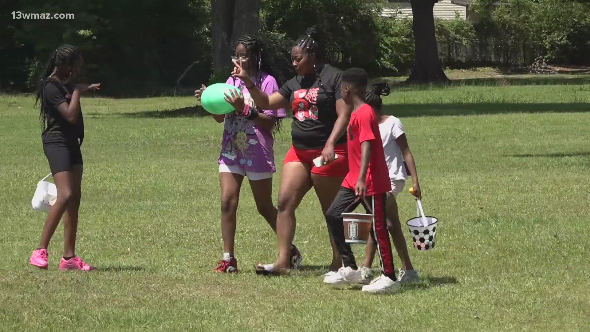 At an Easter themed event on Saturday, people and parents learned more about energy issues and how to save power, while also getting a chance to hunt for eggs.