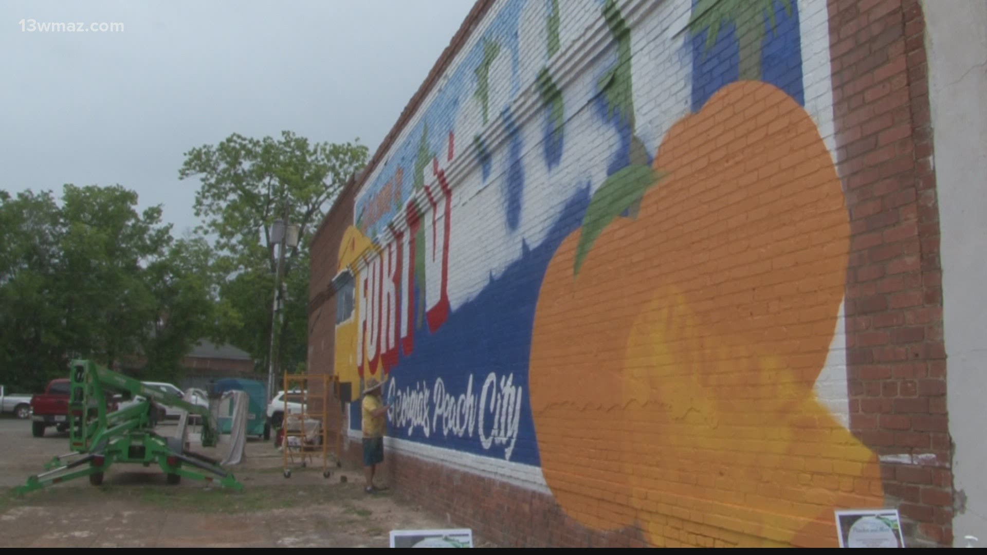 Folks in Fort Valley will be seeing some new artwork in town. The city and Flint Energy have joined forces to fund a mural on South Camellia Boulevard.