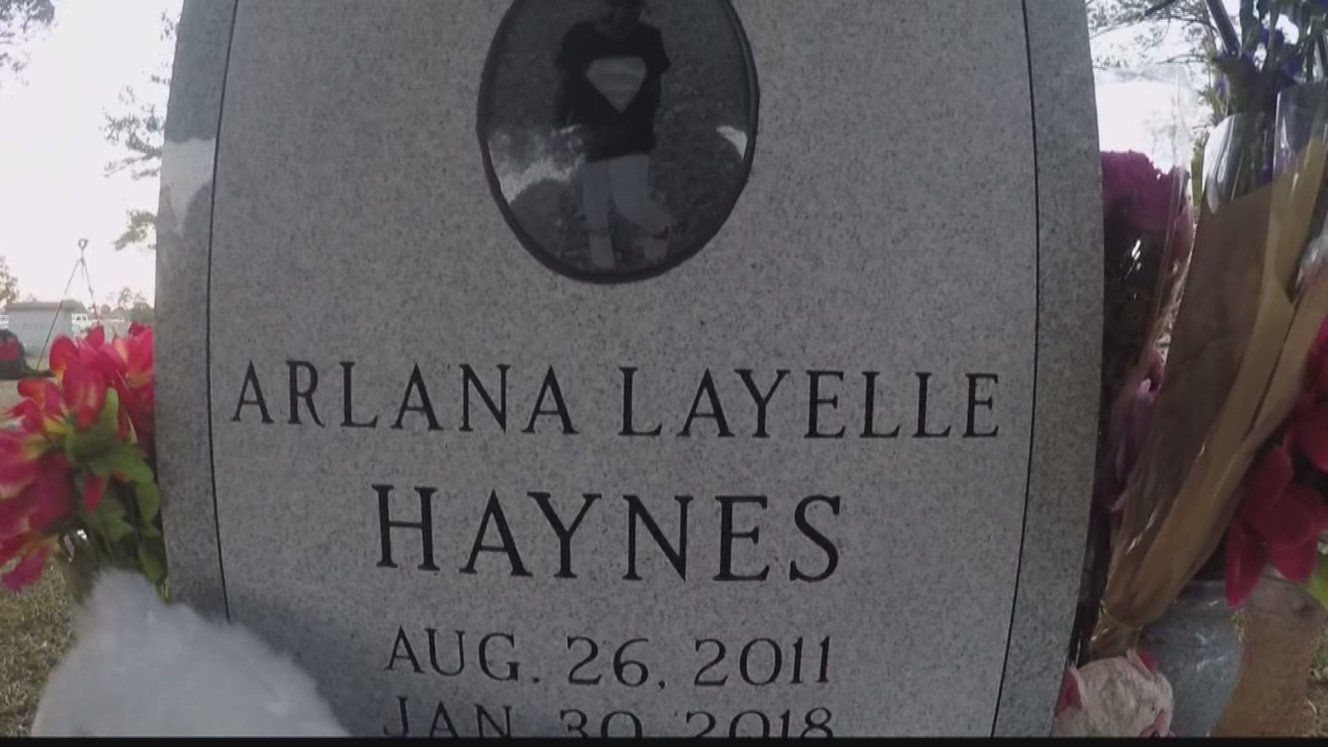 Warner Robins community holds memorial for Arlana Haynes