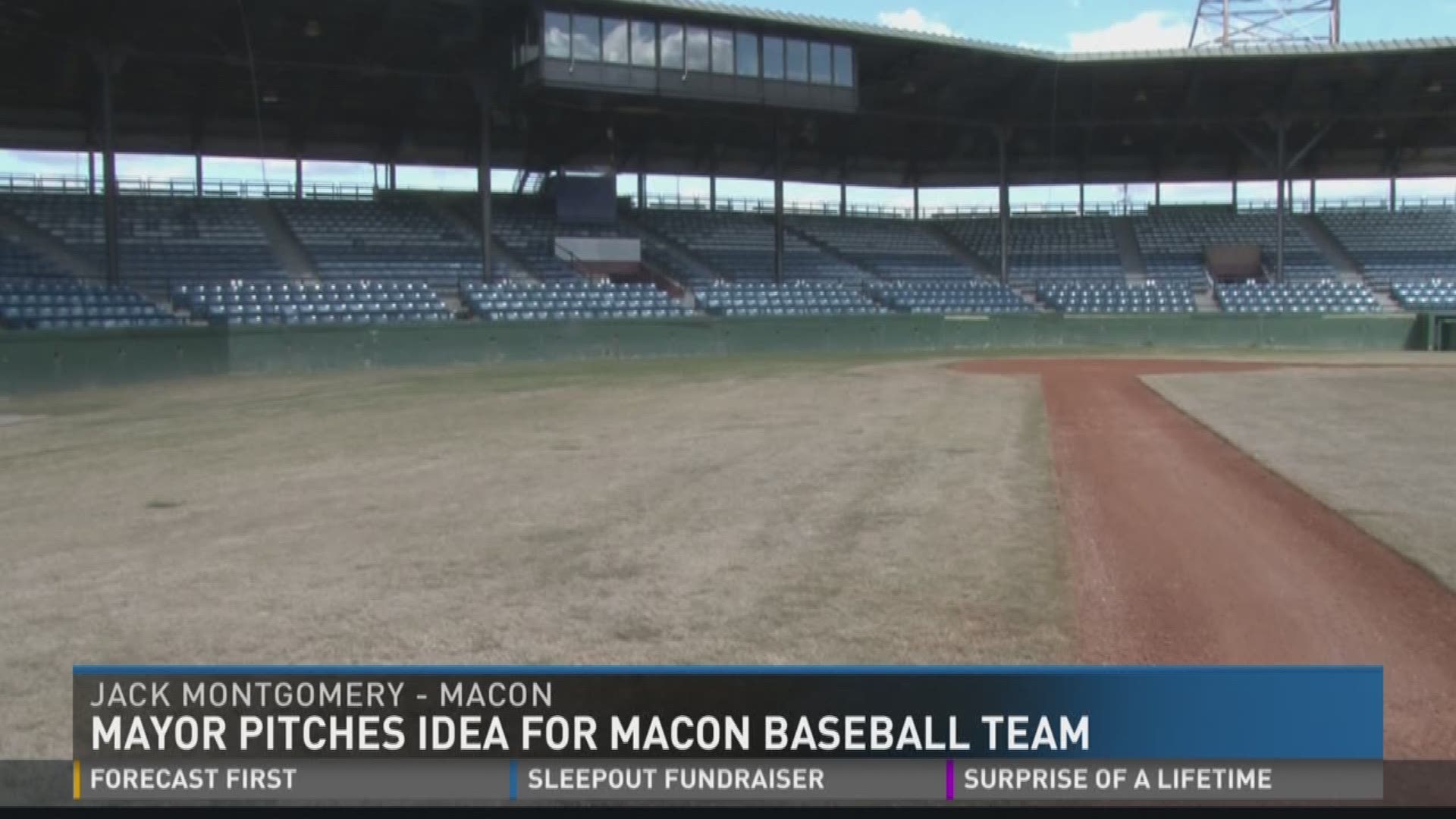 Macon couple gets married at Luther Williams field