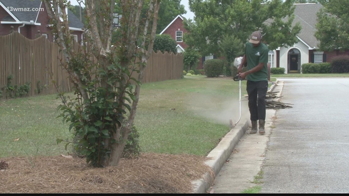 Central Georgia workers prepare to battle extreme heat this summer