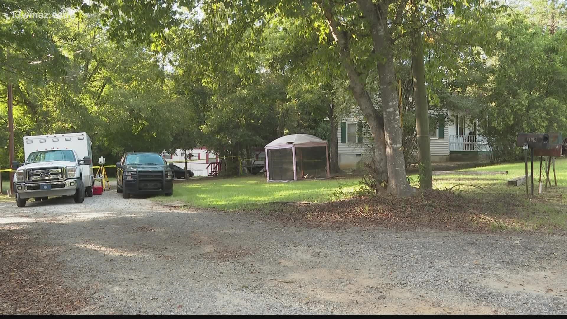 Local, state and federal investigators are looking into a deadly shooting of a Milledgeville man in his home.
