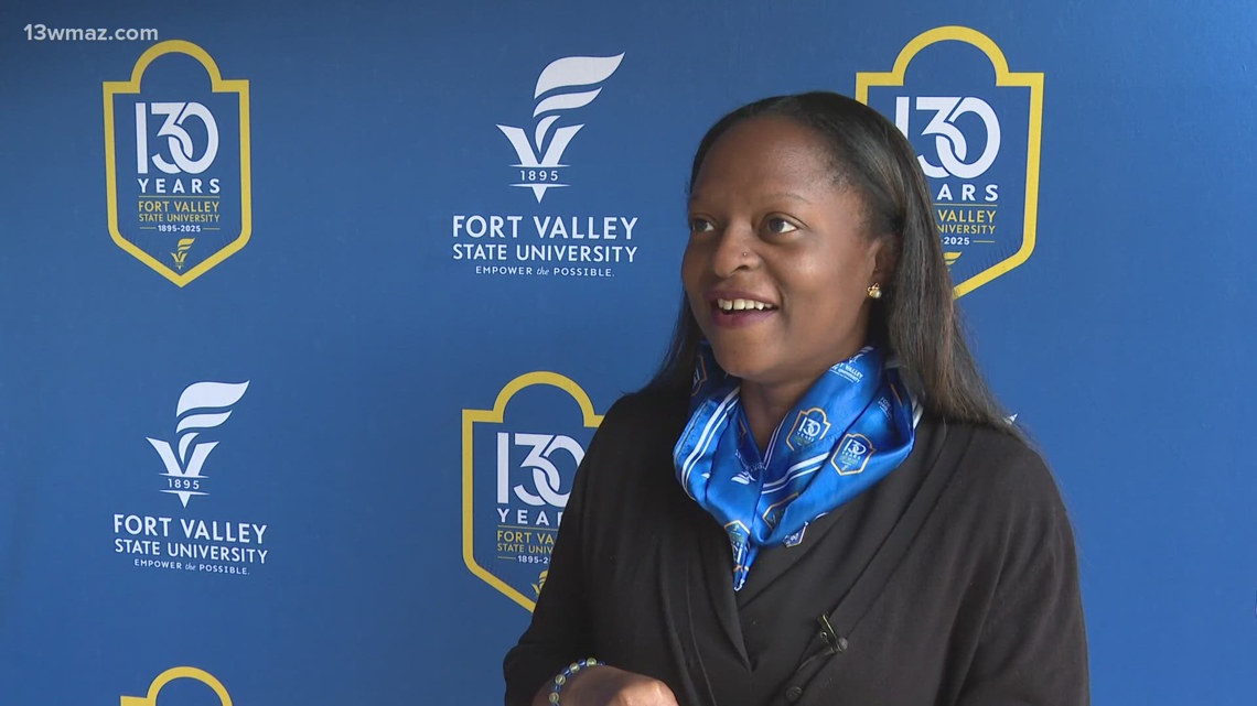 Fort Valley State University alumni inspires students at fall graduation ceremony