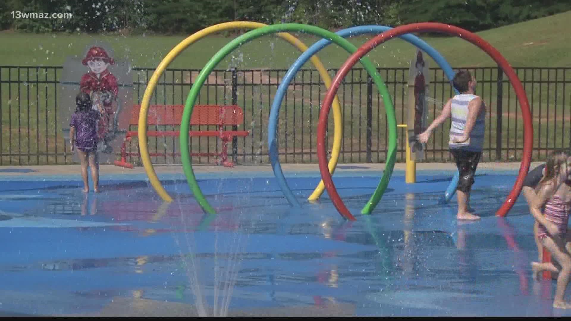 While the temperature reaches the low hundreds, people are seeking ways to stay cool, including splash pads.