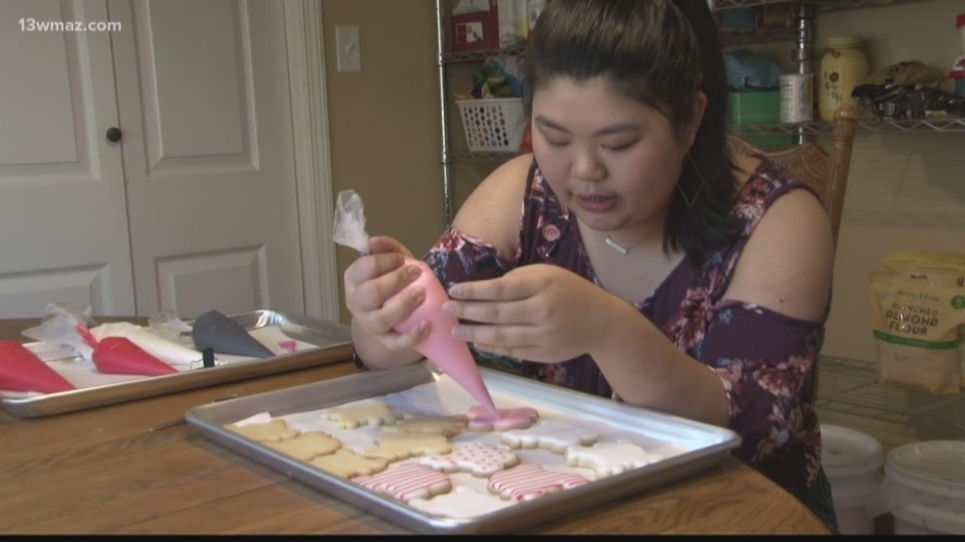 One Macon teenager is making it her mission to make a difference around the world. 16-year-old Rebekah Thompson is owner of Beka's Sweets.