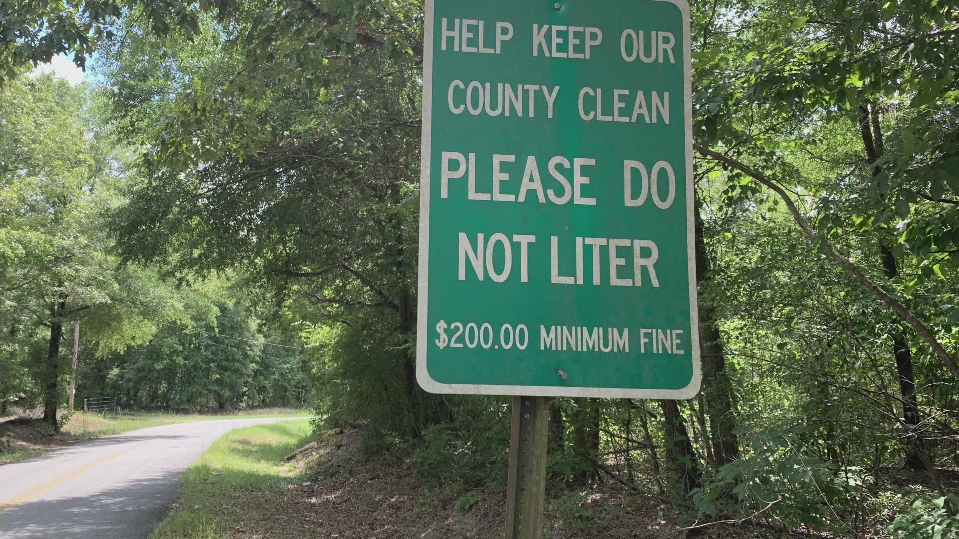 “Help Keep the County Clean” is the first thing you’ll read on a Twiggs County road sign. Reading the rest of the sign will stop you in your tracks. “Please,” the sign reads, “Do Not Liter.”
