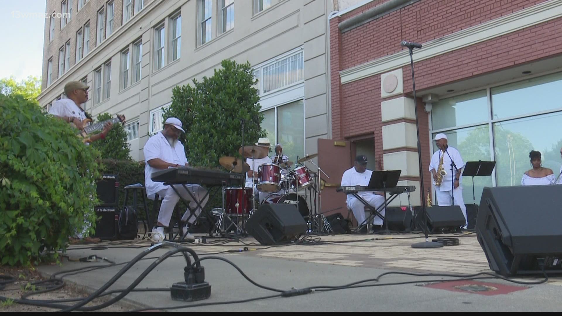 Macon’s Douglass Theatre will play home to the sweet sounds of jazz music this weekend. On Sunday, the venue will present Jazz in the Courtyard.