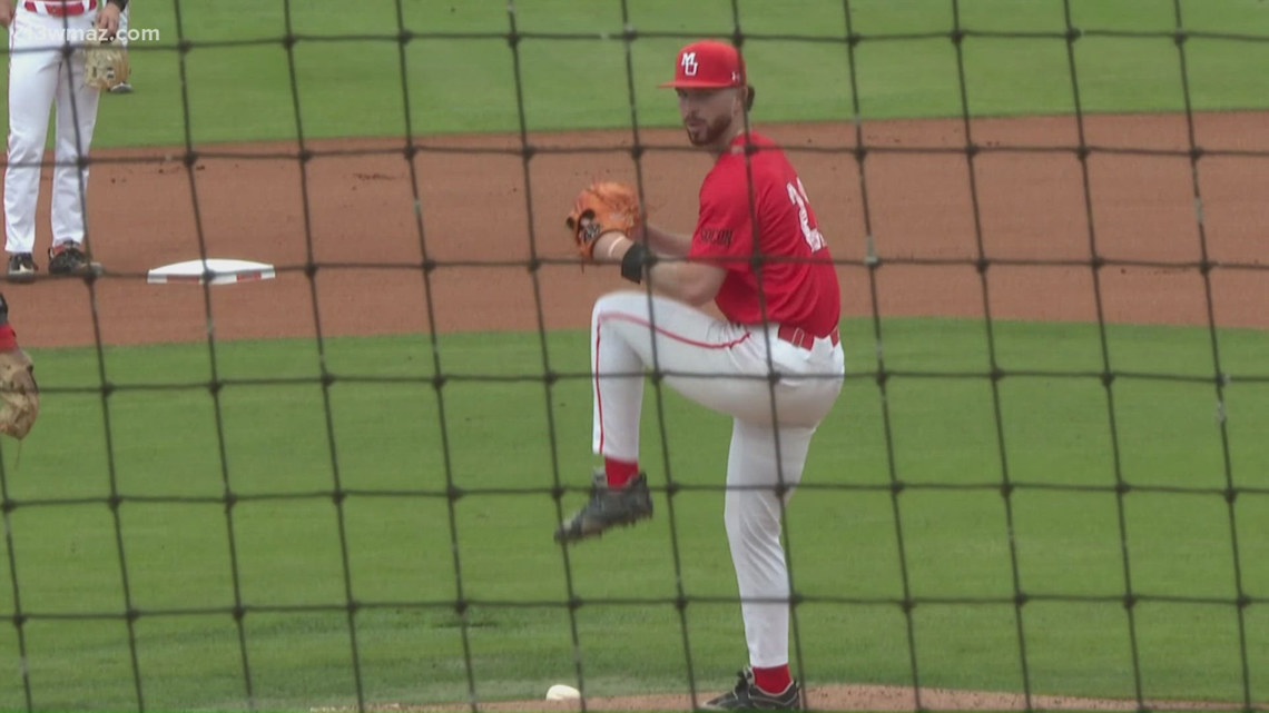 Mercer hosts VMI for the last series at home | 13wmaz.com
