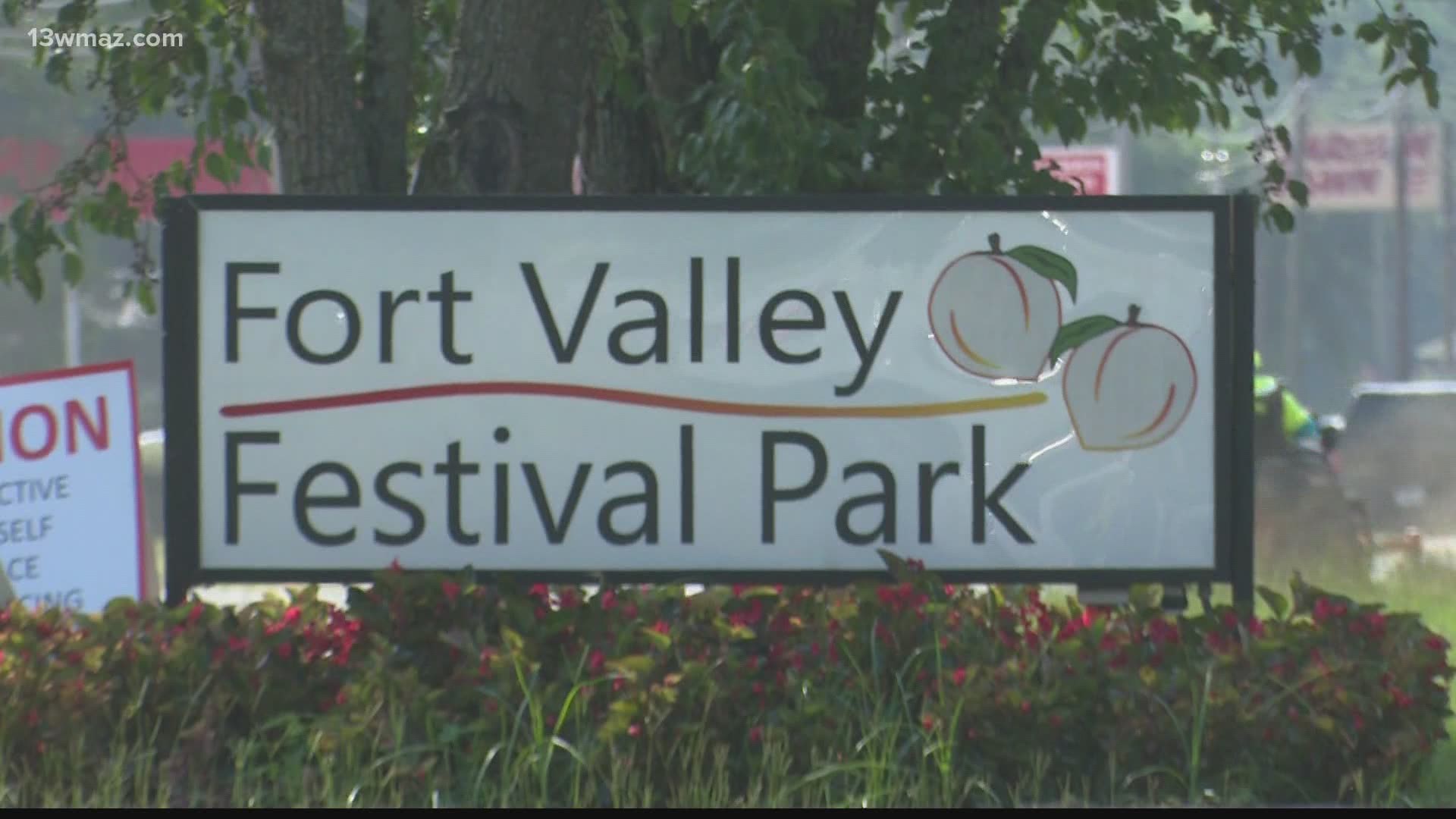 On Friday, the City of Fort Valley and the USDA will host a food drive at Festival Park where they plan to give more than 400 boxes of produce to families.