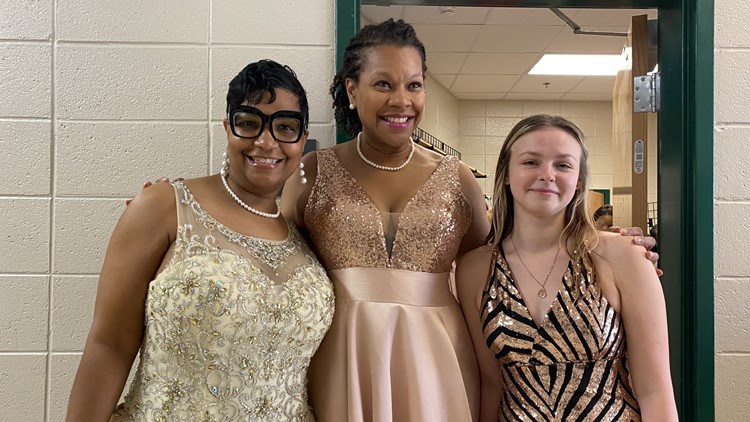 'I actually teared up': Baldwin High School has community donate hundreds of prom attire for students to wear