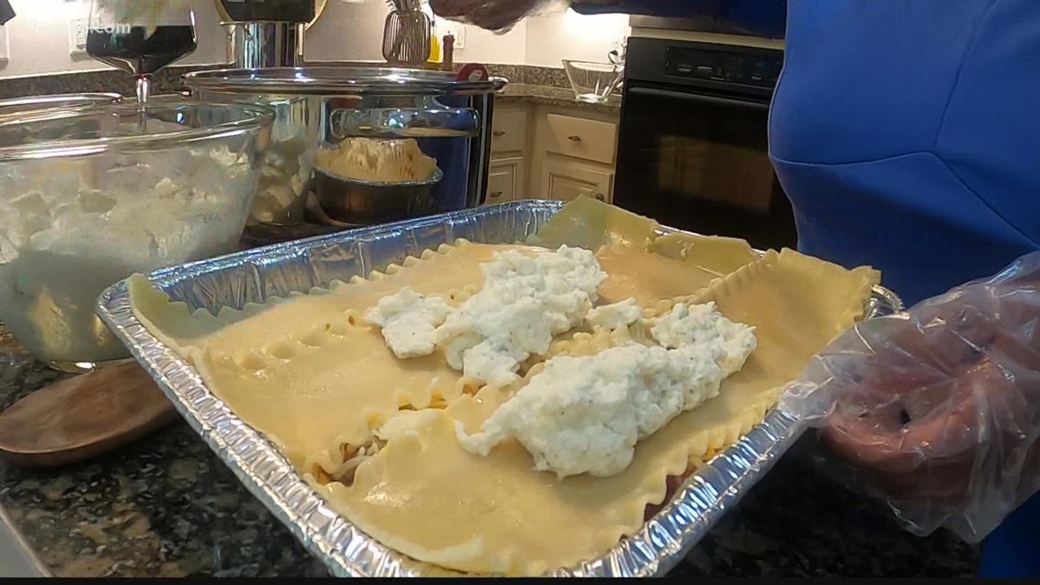 Georgia volunteer prepares lasagna to spread love to families in need