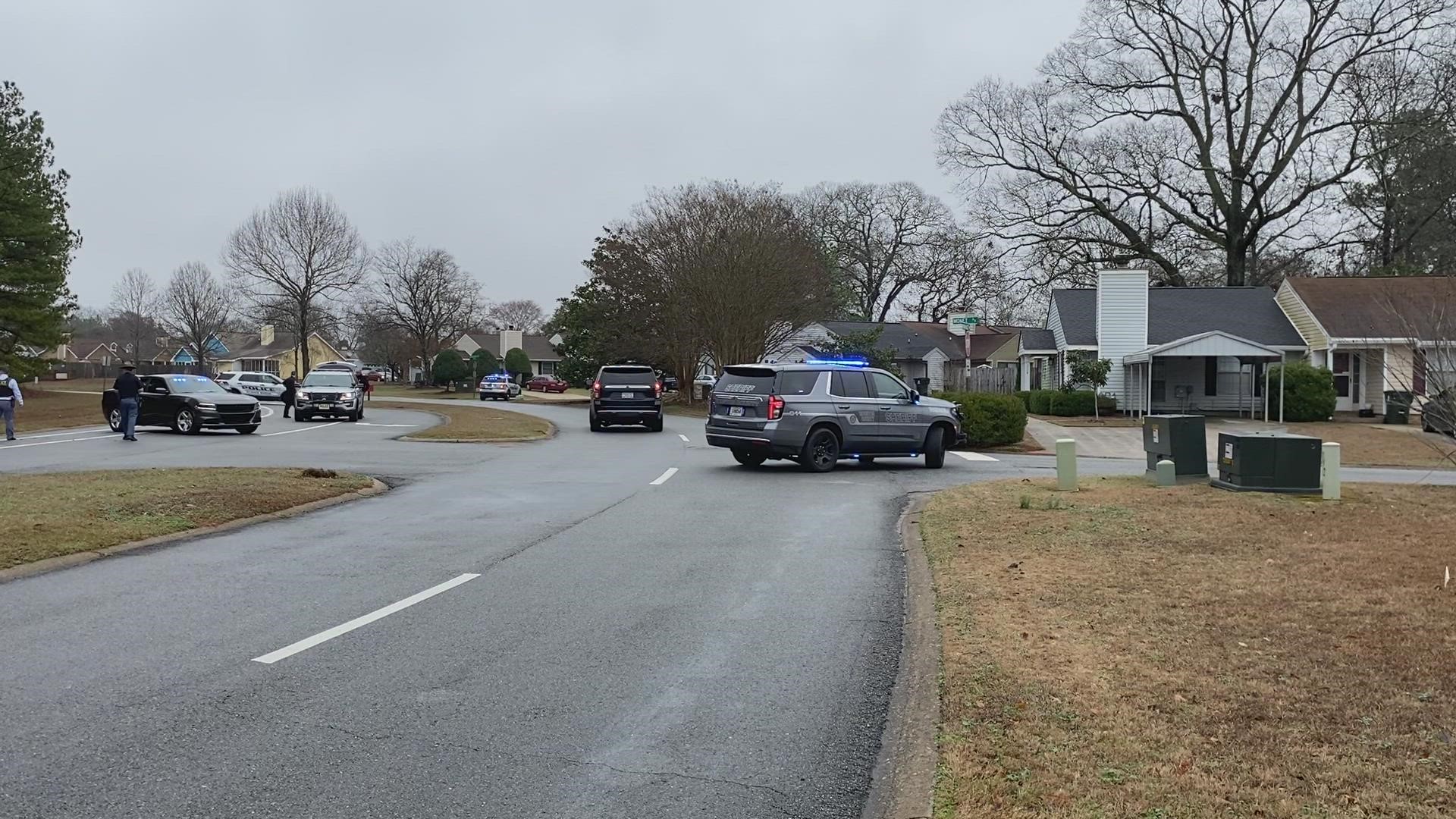 The U.S. Marshals and FBI were serving a warrant in Warner Robins alongside the sheriff's department.