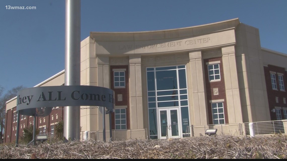 Former Warner Robins employee gets 10 years, $45K fine for theft - Vimarsana News