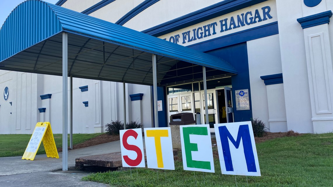 STEM City Expo kicks off at the Museum of Aviation in Warner Robi - Vimarsana News