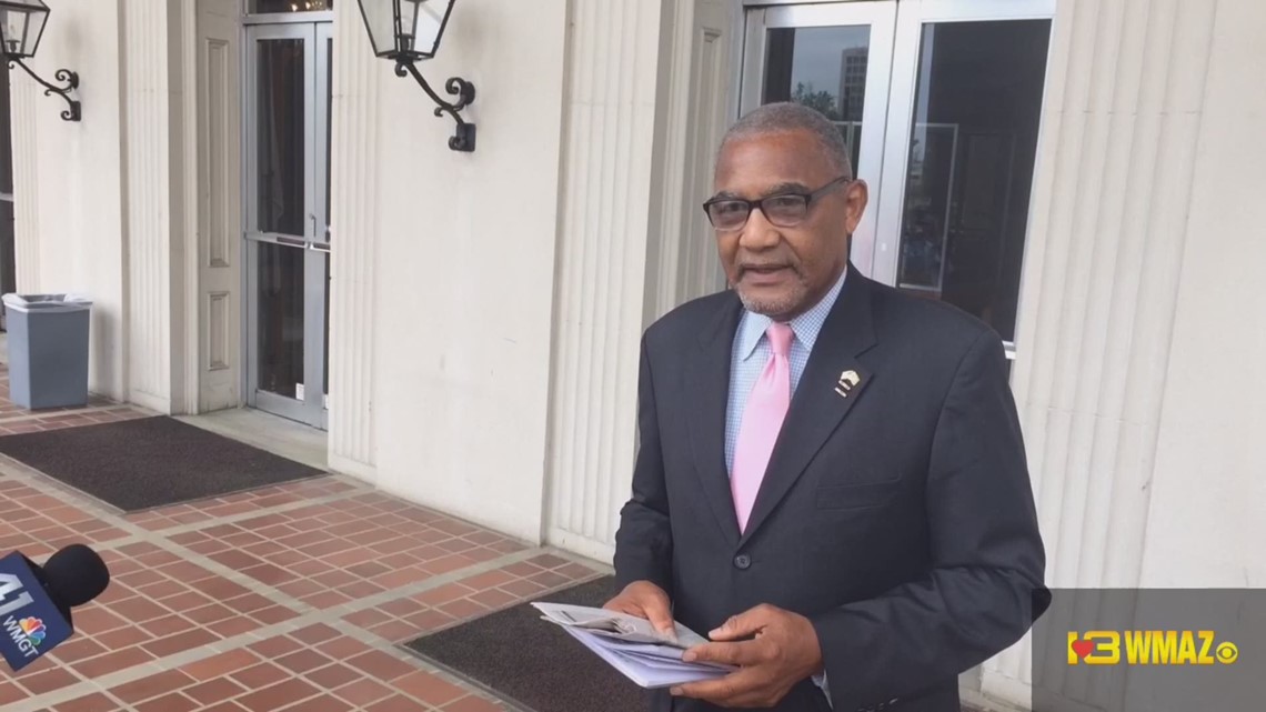 Ellis calls for end to county tax liens on properties