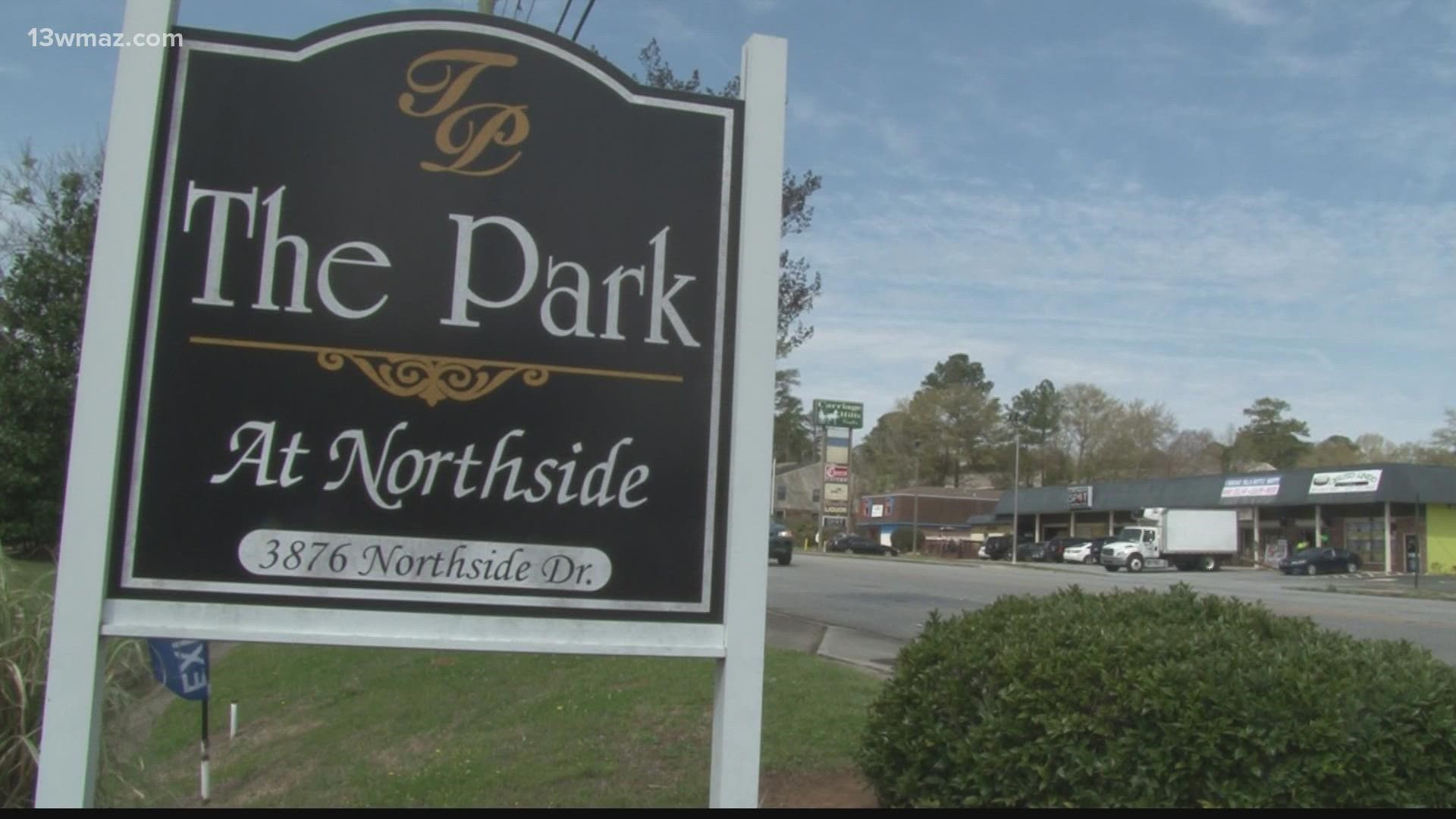 A man was shot to death at a north Macon apartment complex late Wednesday night