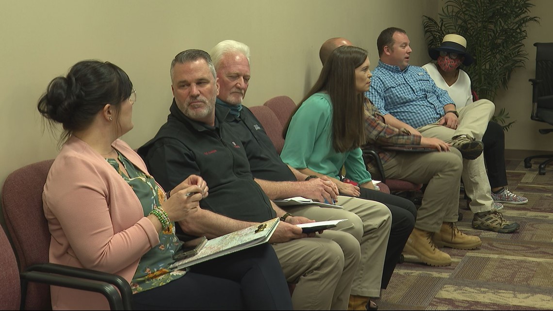 Warner Robins council and mayor debate pay raises - Vimarsana News