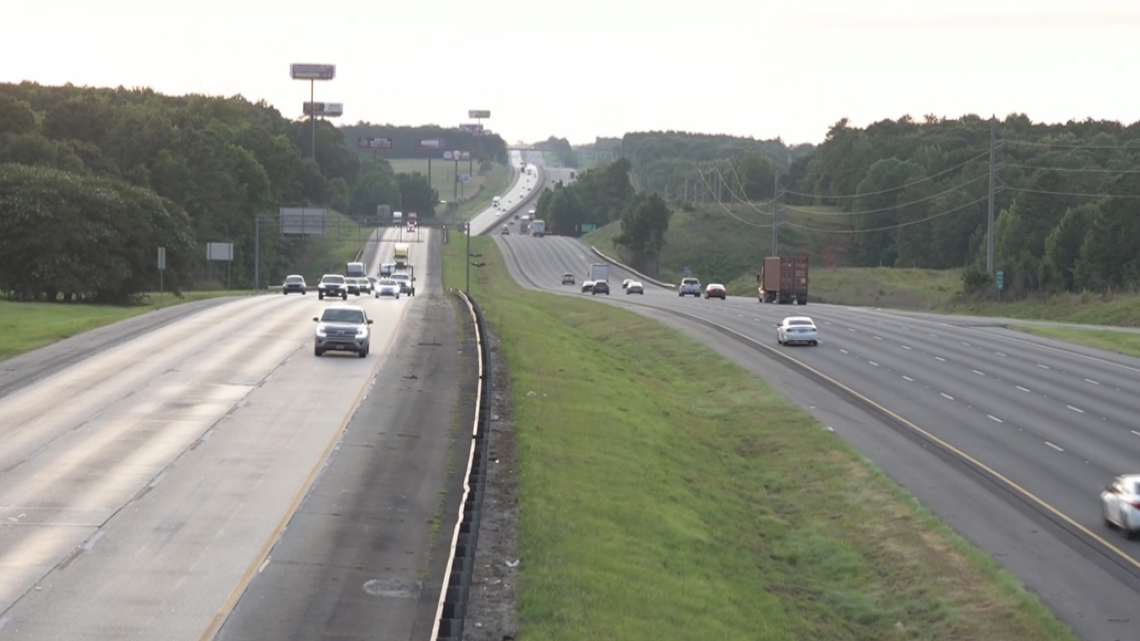 ‘We decided to get out of town’ | Travelers adjust plans ahead of potential wintry storm