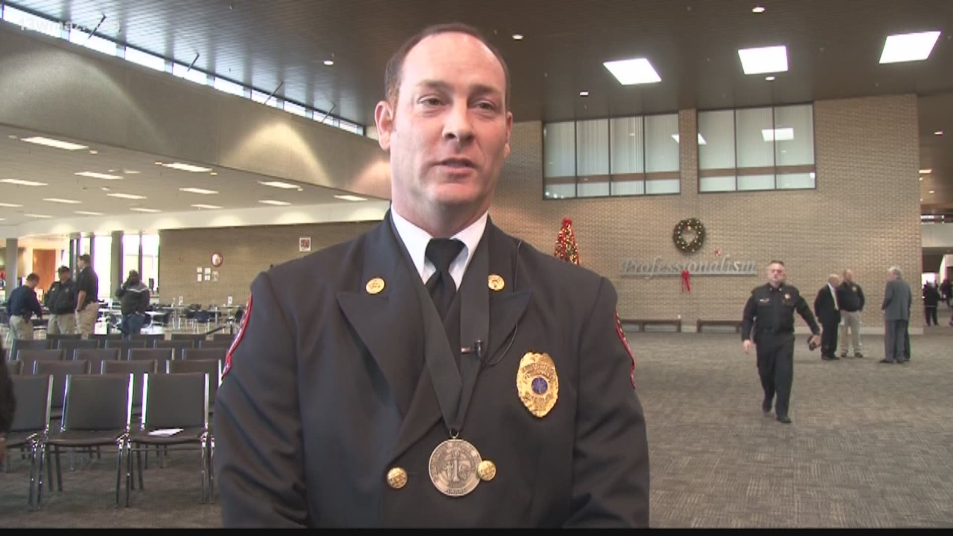 High Falls rescuer receives heroism award