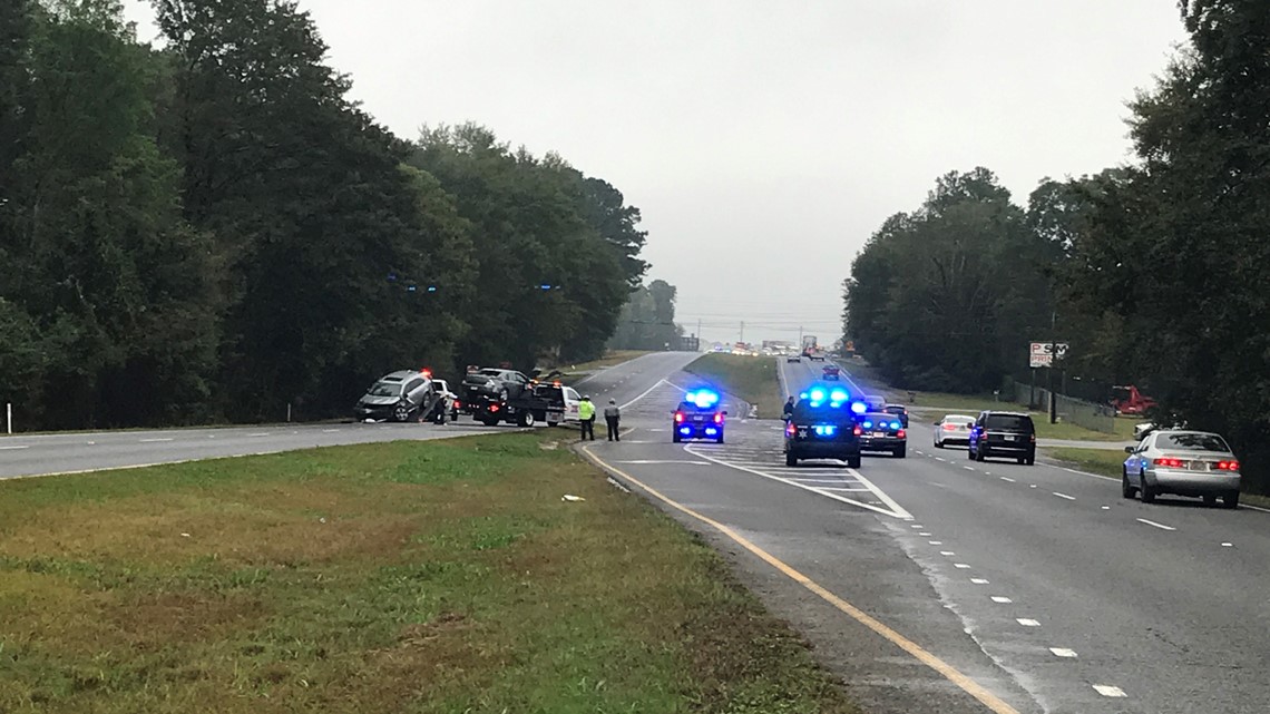 Macon wreck leaves 1 critically injured on Highway 247