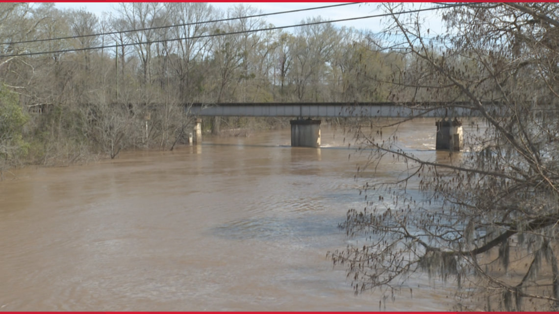 flooding Oconee River in Laurens County expected to peak