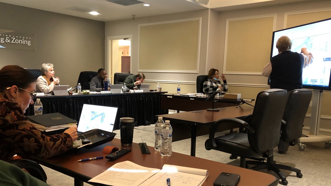 Macon-Bibb P&Z restricts where convenience stores are permitted - Vimarsana News