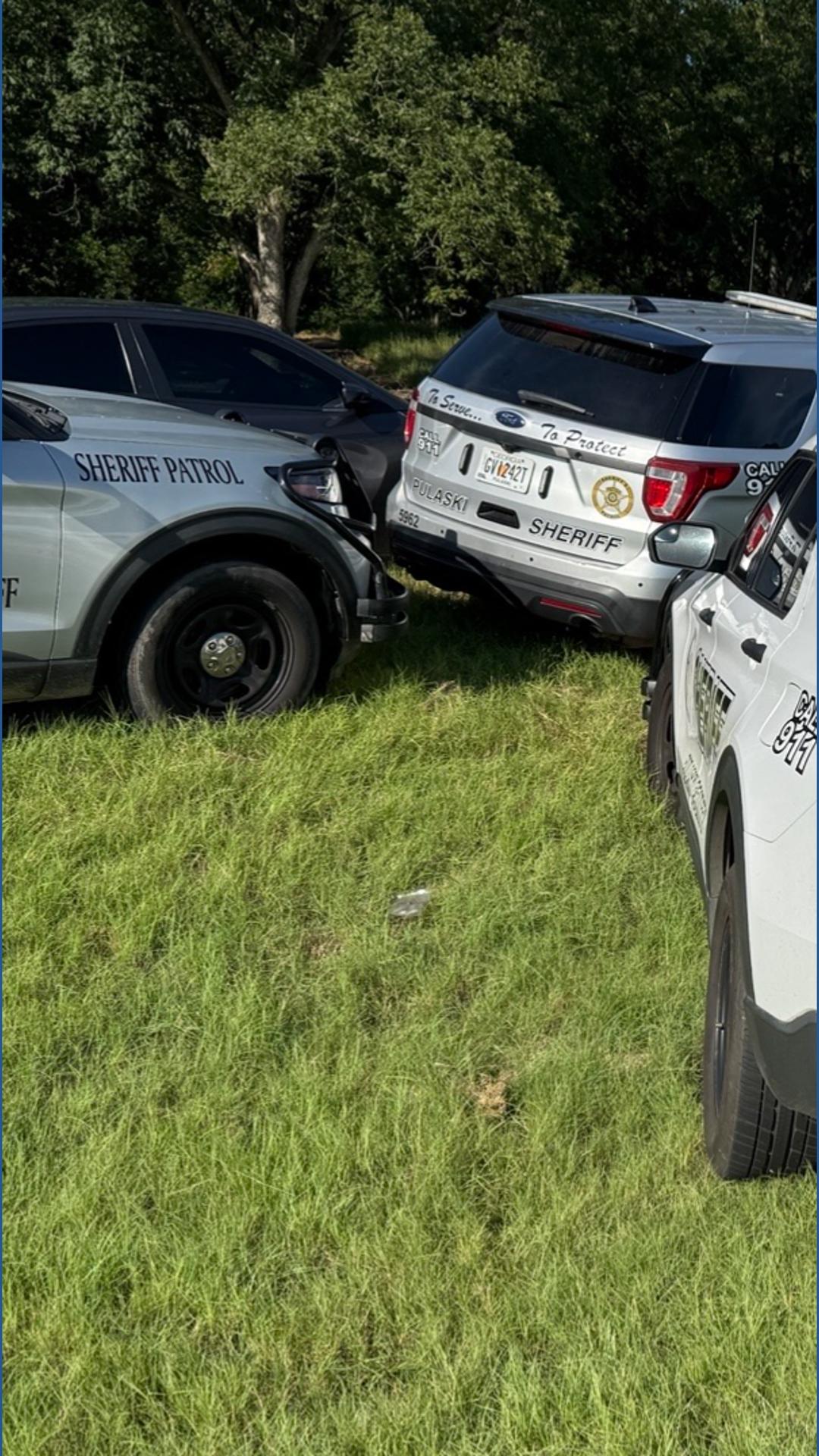 Stolen police cruiser prompts 100 mph chase in GA after fighting with ...