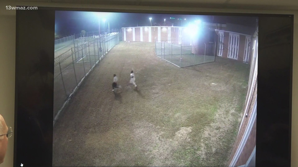 Bibb County deputy fired for protocol breach that allowed escape - Vimarsana News