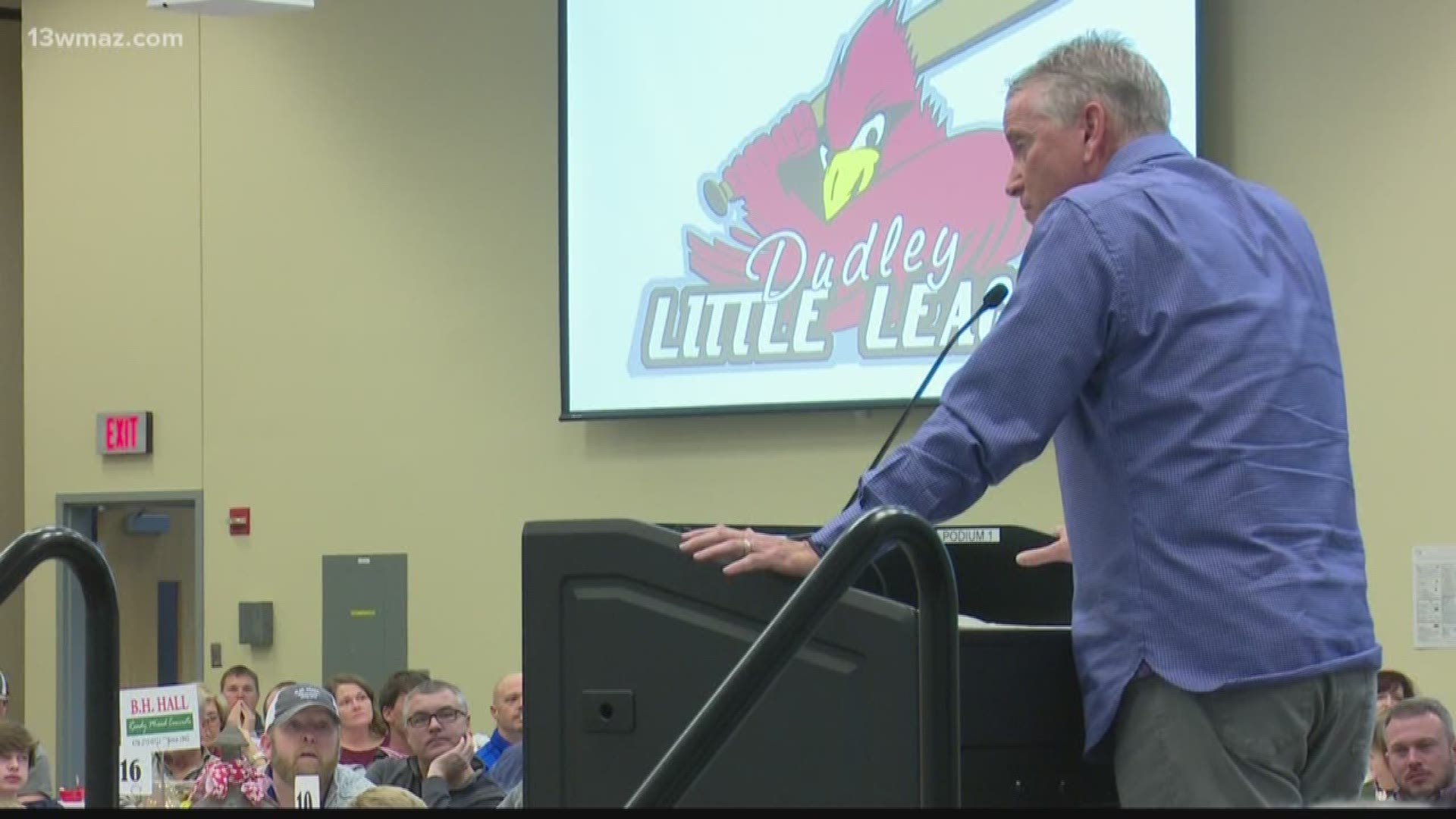 The Dudley Little League held their First Pitch fundraiser dinner in Dublin Tuesday, and the keynote speaker was Hall of Fame pitcher Tom Glavine.