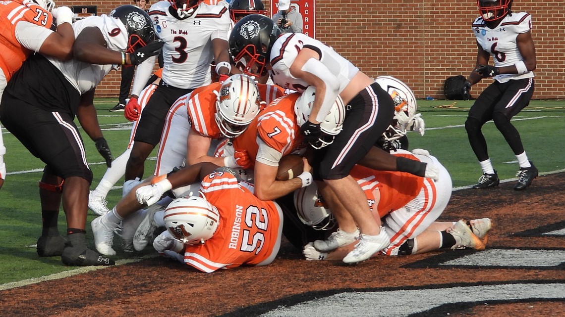 Mercer Beats Gardner-Webb In First Ever FCS Playoff Win | 13wmaz.com