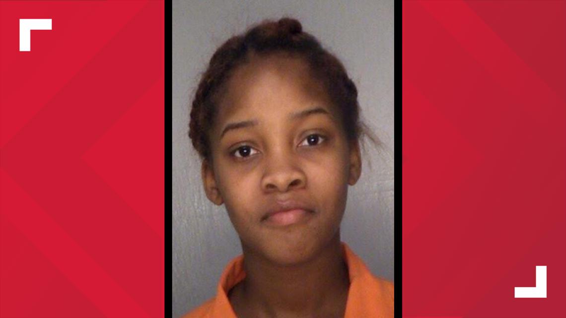Woman pleads guilty to killing man who once let her stay with him - Vimarsana News