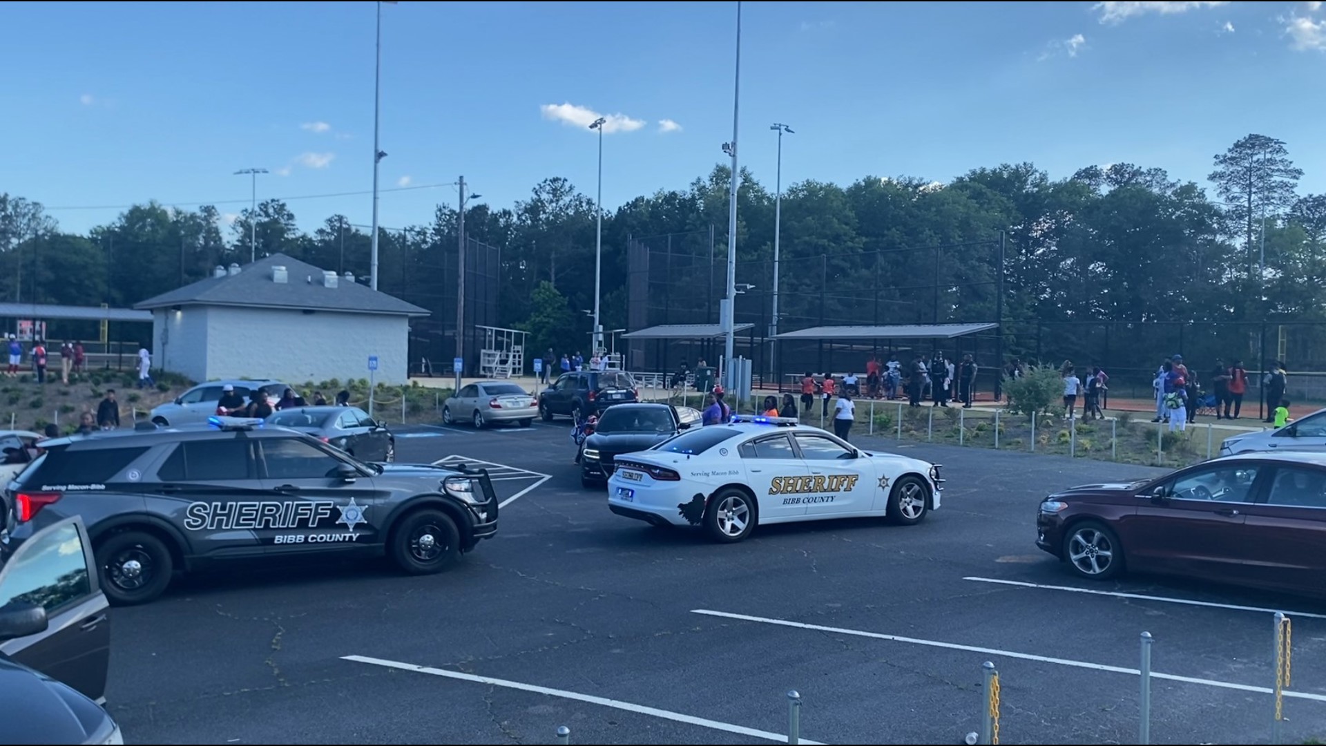 BSO: Fight at youth baseball game escalates into Macon shooting ...