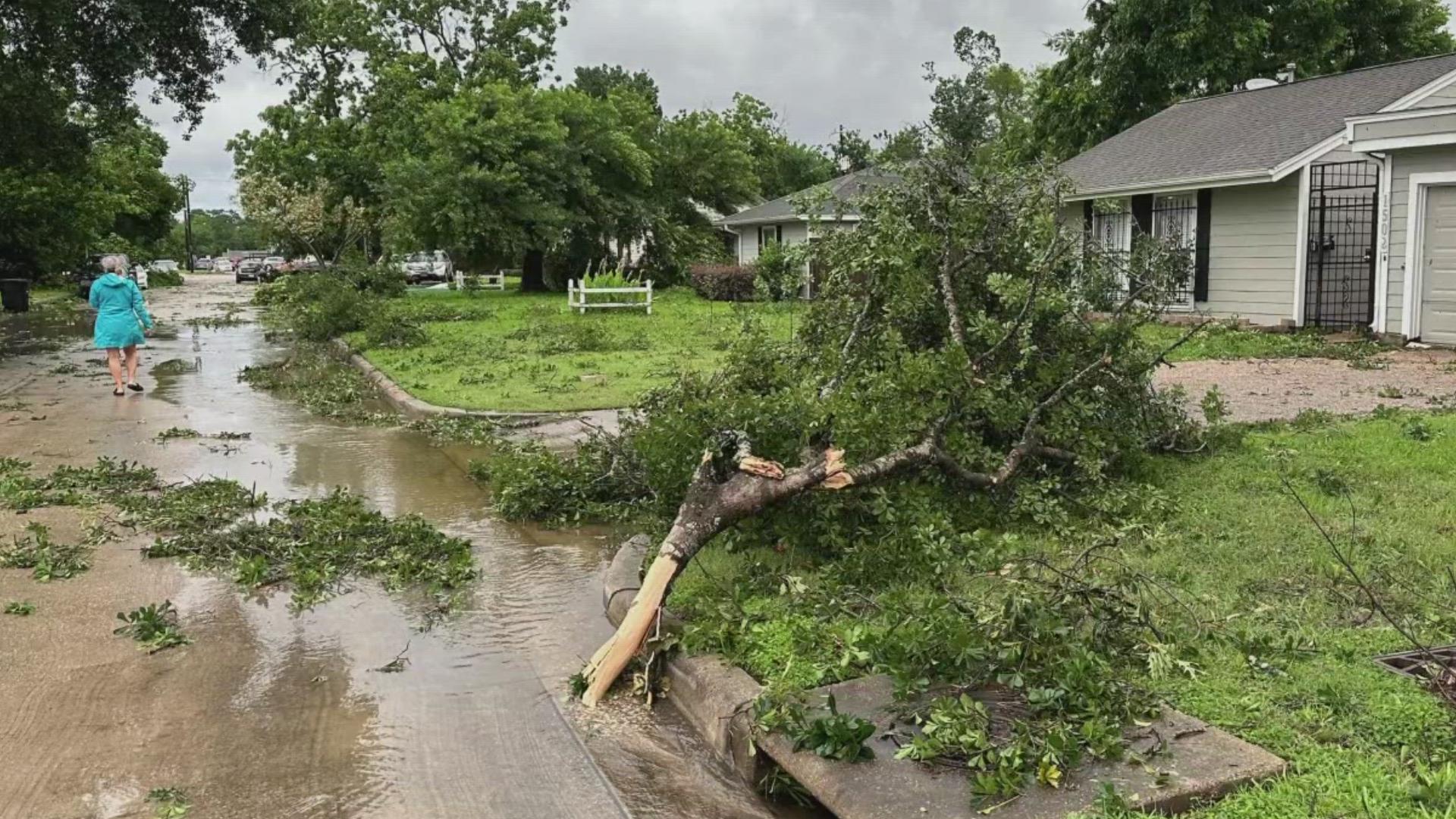 Meteorologist David Guerrero recaps the storms in Houston and the impacts of straight-line winds.