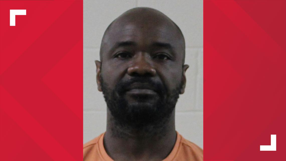 Warner Robins surgeon accused of knowingly buying stolen cars for rental business: prosecutors