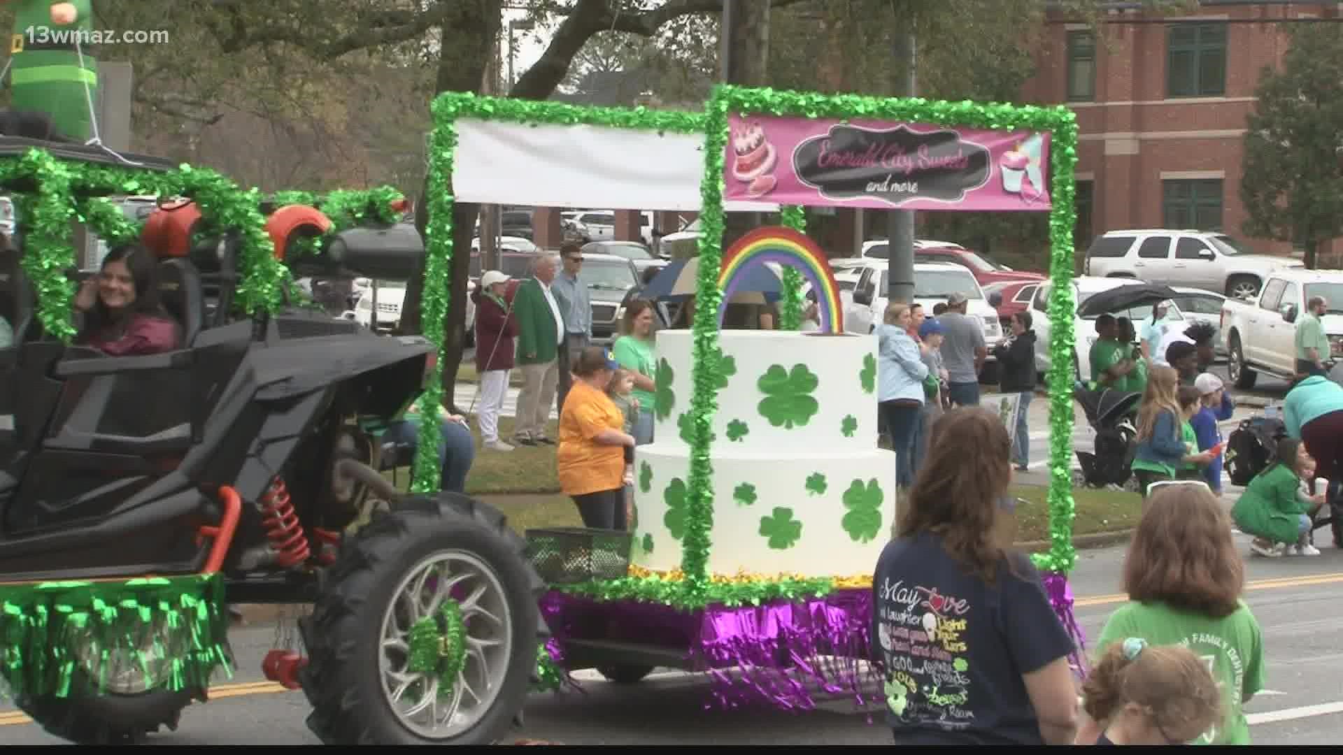 Parade watchers could wave at this year's pageant and contest winners, jam out with marching bands and enjoy the floats as they make their way through the city.